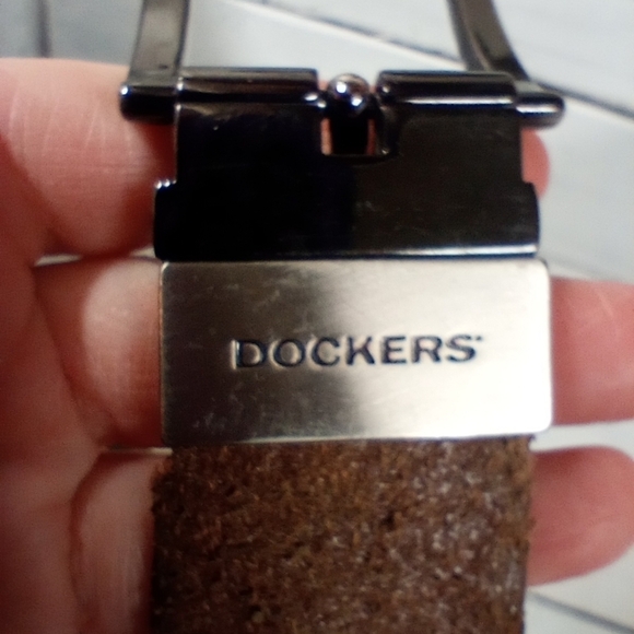 Dockers Brown Tan Leather Embossed Belt Men's 42"-48". - Picture 6 of 8